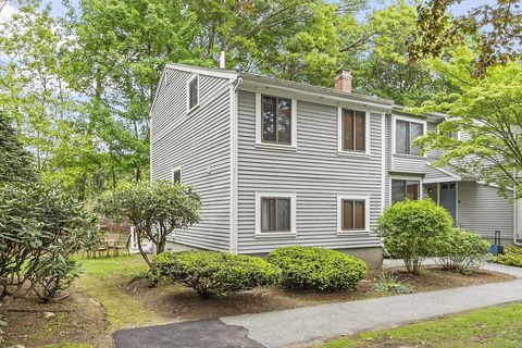 34 Staffordshire Lane 34 Concord MA 01742