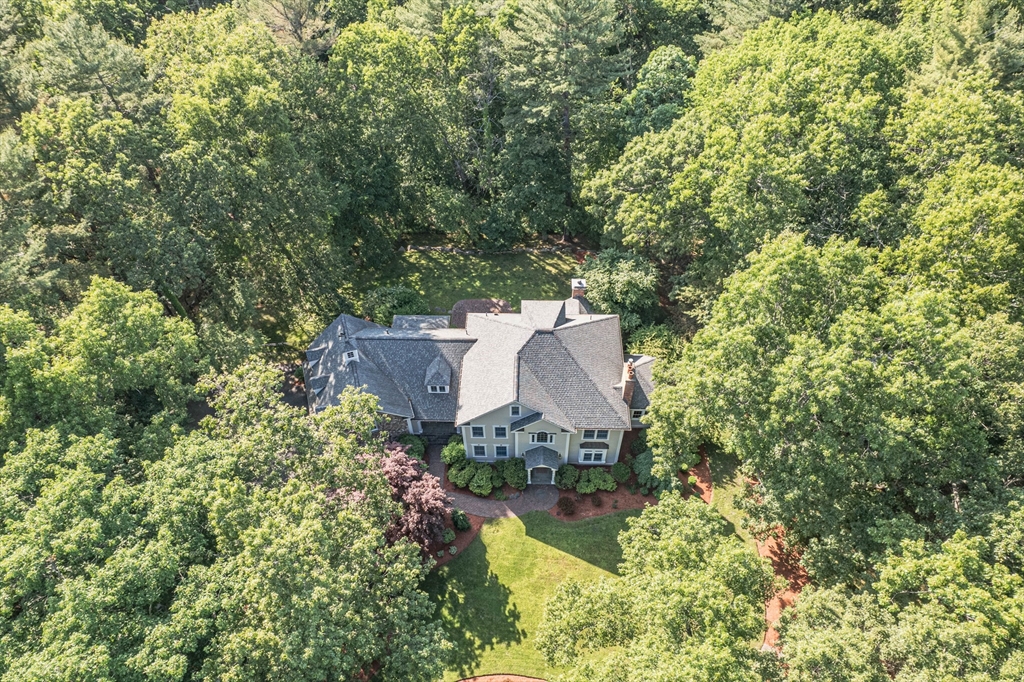 3 West Hollow