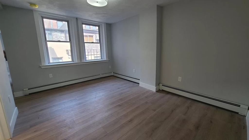 168 Endicott