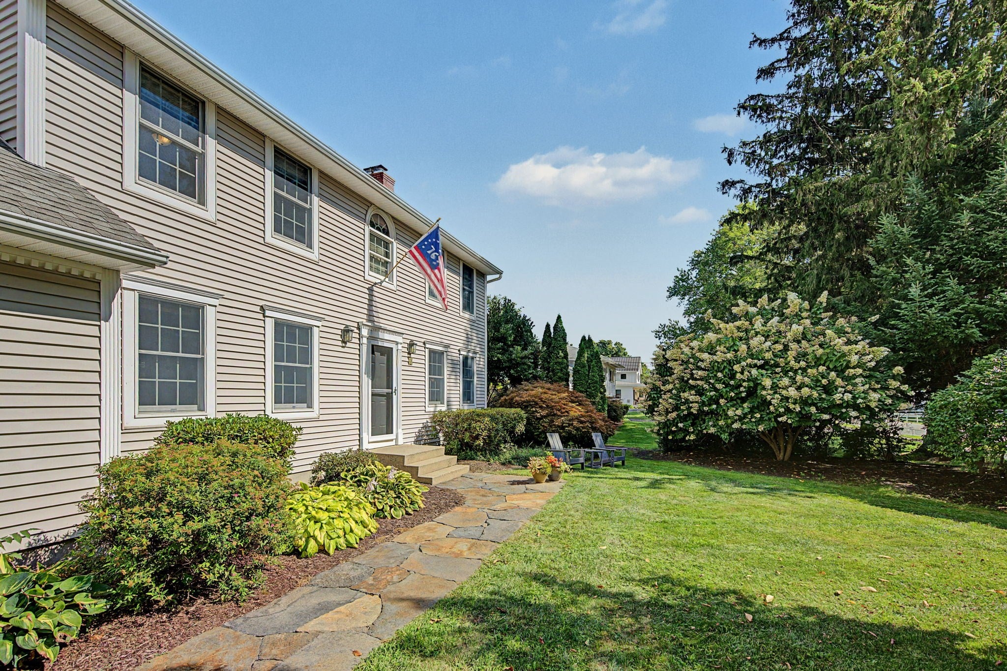 56 North St, Hatfield, MA Photo #3