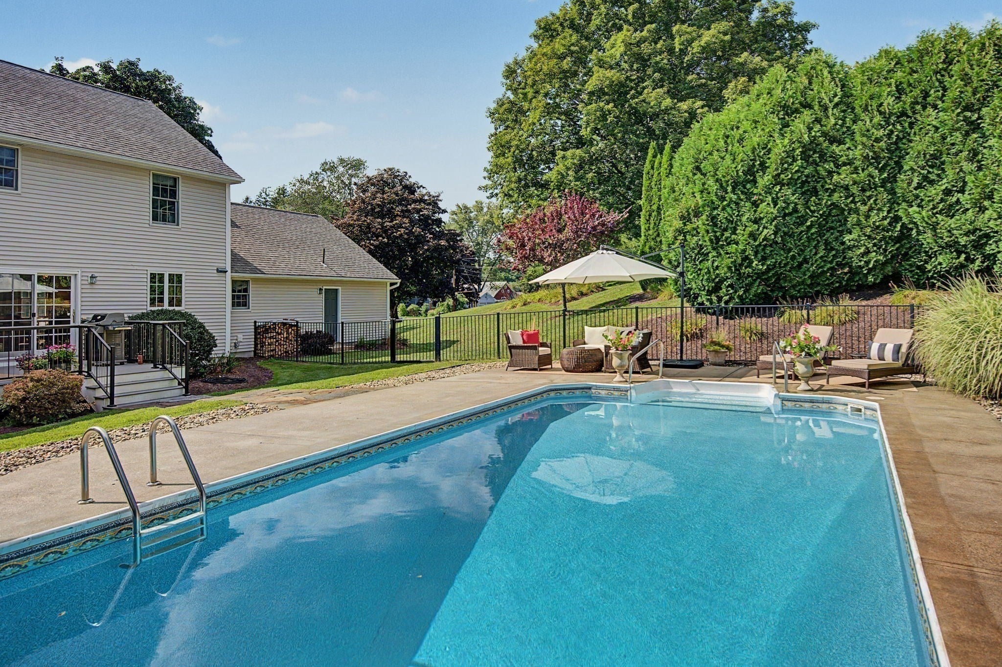 56 North St, Hatfield, MA Photo #33