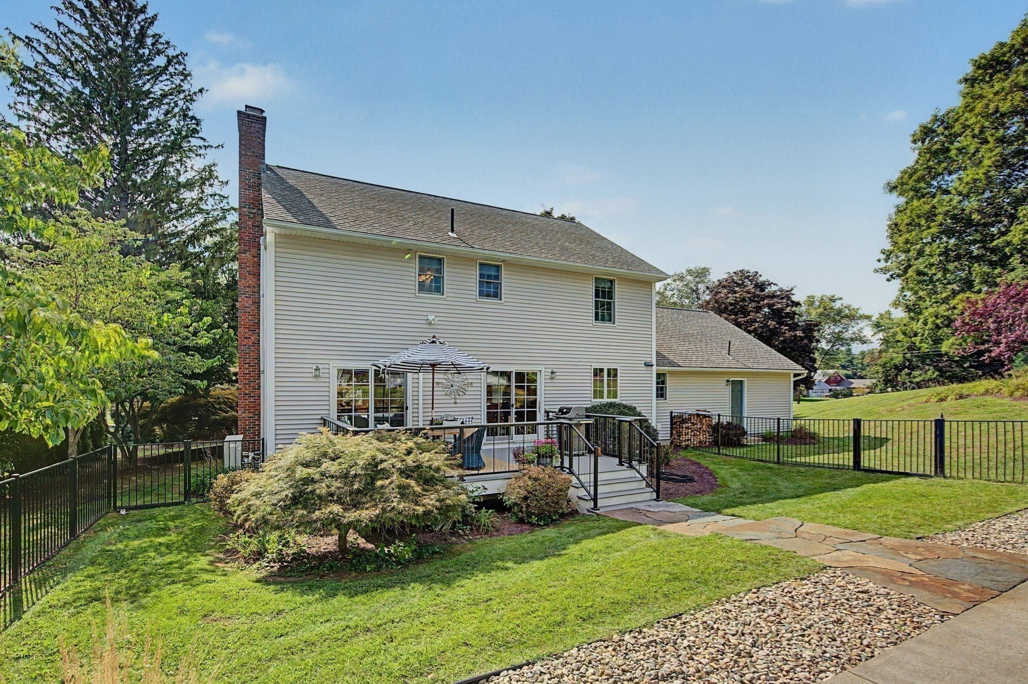 56 North St, Hatfield, MA Photo #31