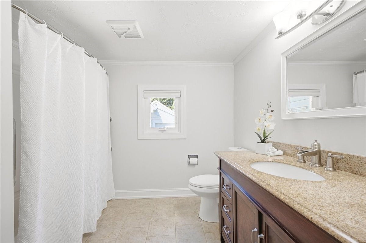 37 Brook ST, Mansfield, MA Photo #28