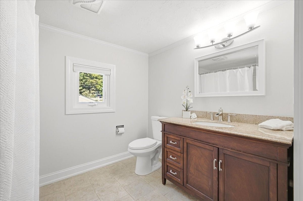 37 Brook ST, Mansfield, MA Photo #29