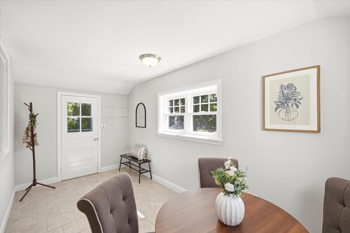 37 Brook ST, Mansfield, MA Photo #18