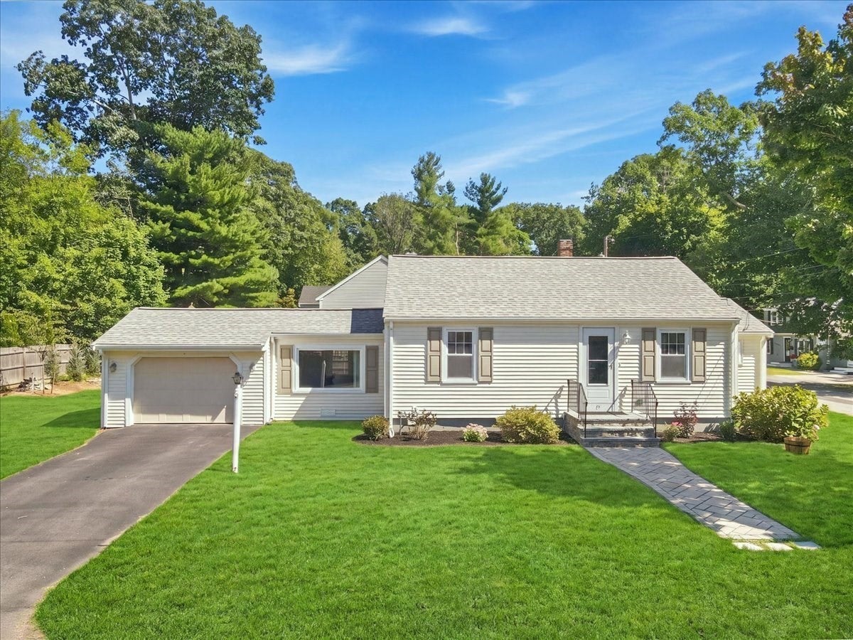 37 Brook ST, Mansfield, MA Photo #1