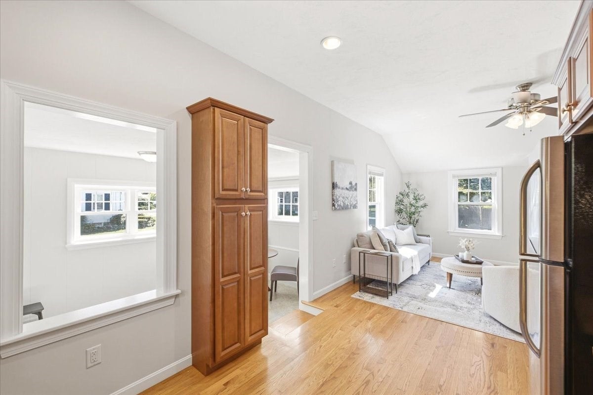 37 Brook ST, Mansfield, MA Photo #16