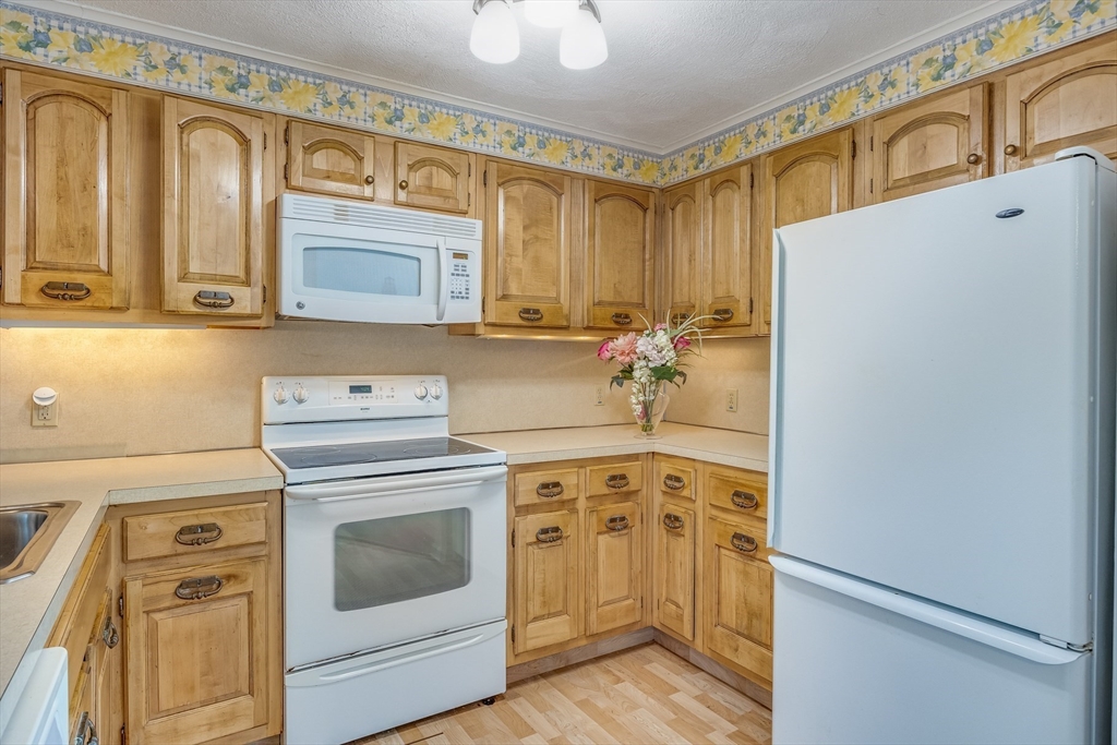 33 Highview Drive 33