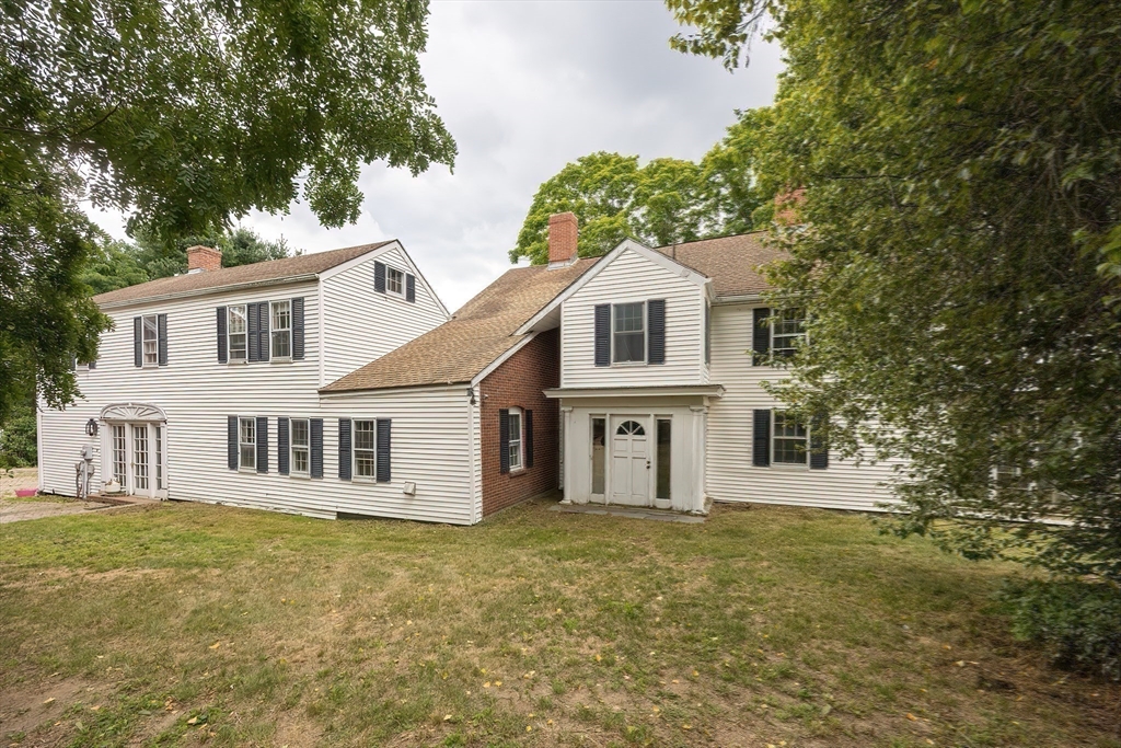 Hudson, Massachusetts 01749, United States, 6 Bedrooms Bedrooms, ,3 BathroomsBathrooms,Residential,Active,201566