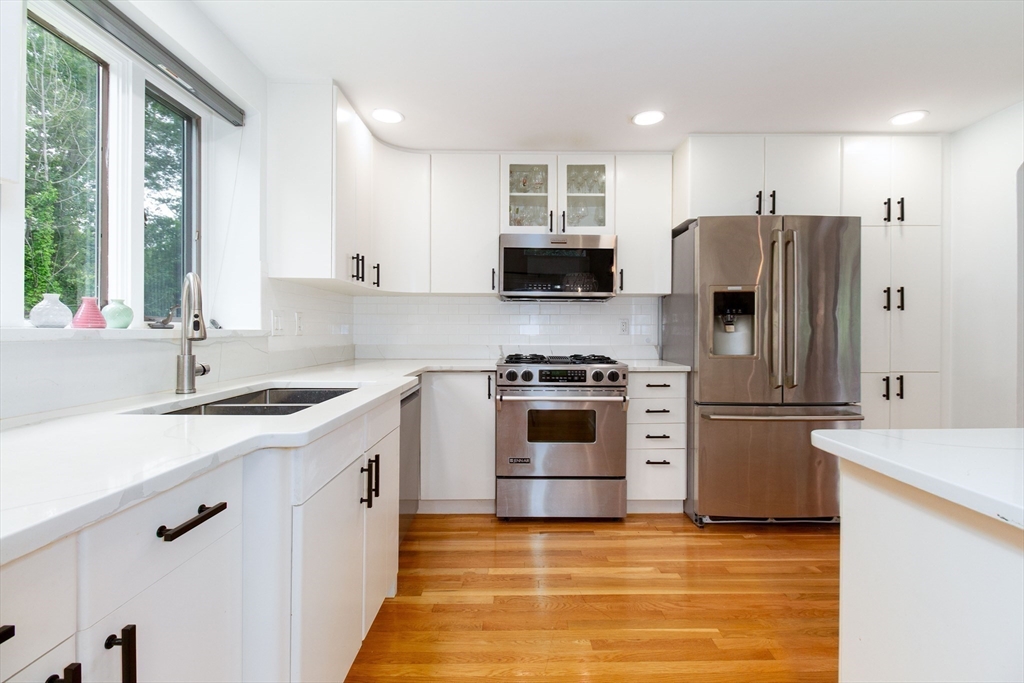 10 Longmeadow Lane