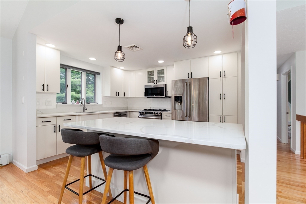 10 Longmeadow Lane