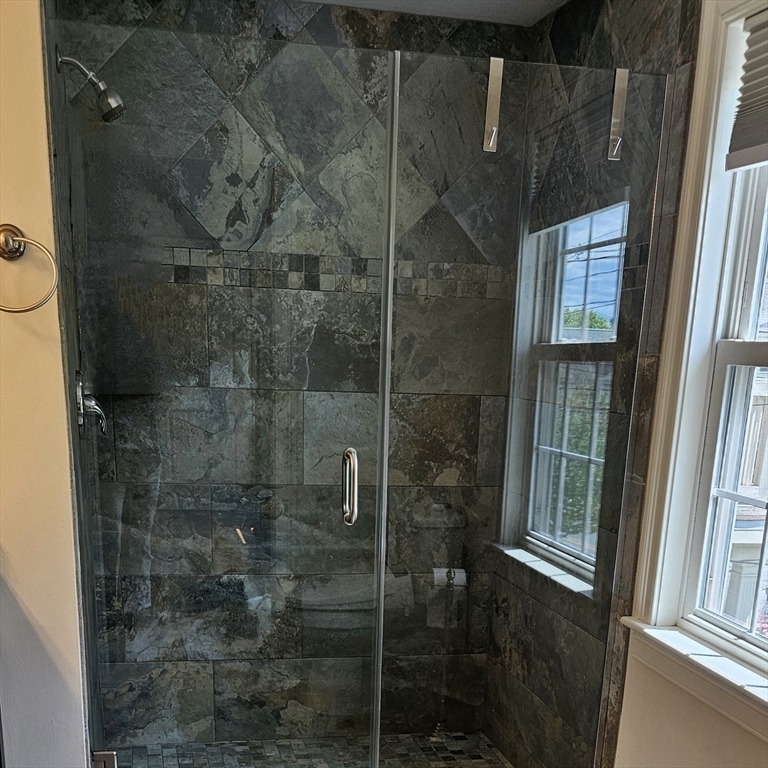 Belmont, Massachusetts 01867, United States, 3 Bedrooms Bedrooms, ,3 BathroomsBathrooms,Residential,Pending,127482