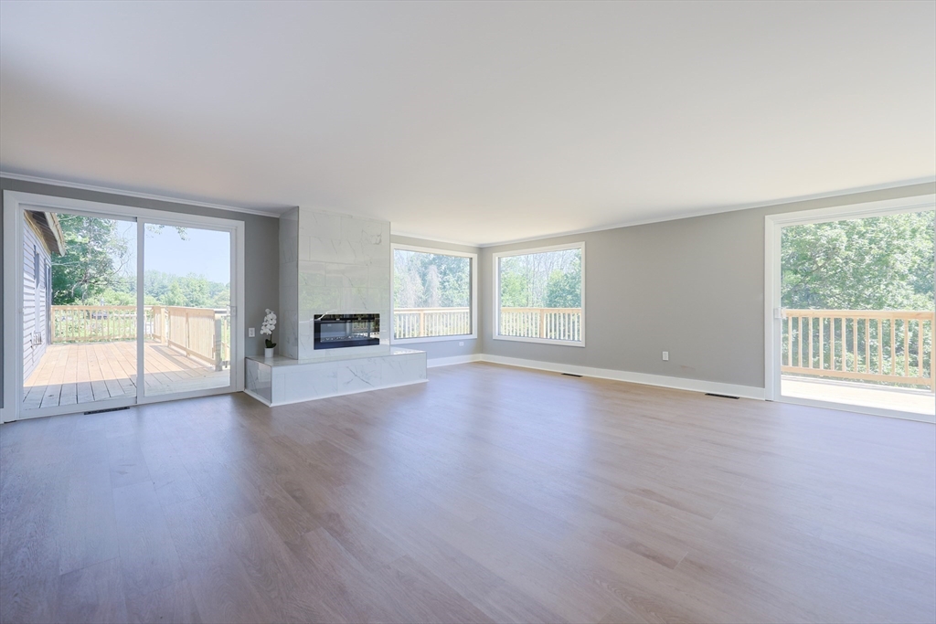 387 Walnut Hill Rd