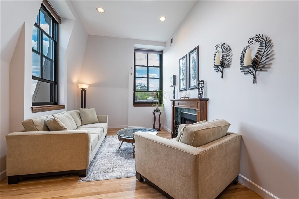 130 Appleton St 4E