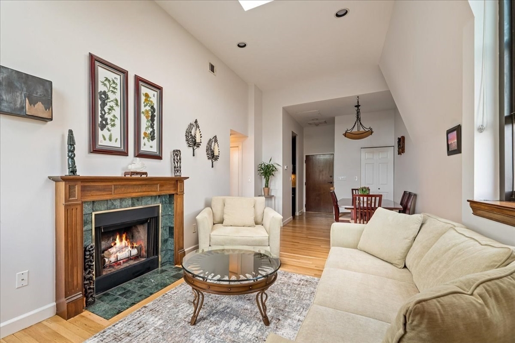 130 Appleton St 4E