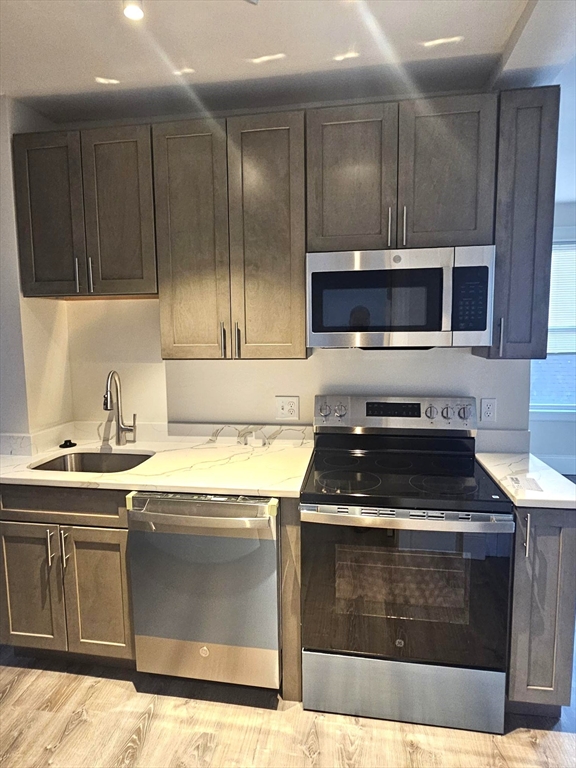 323 Chatham Street 3