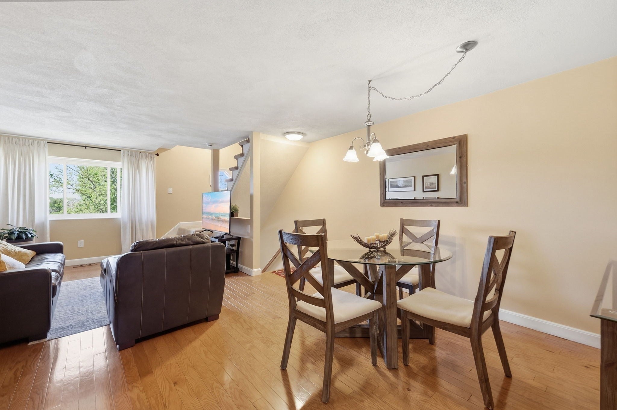86 Sterling Ln 86