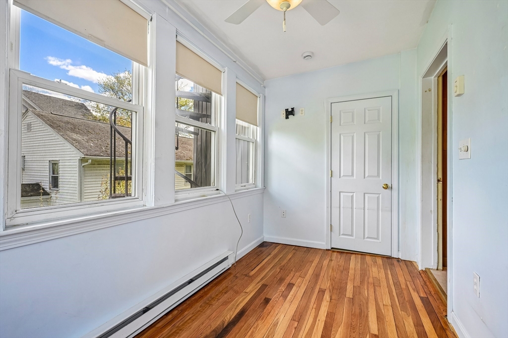 44 Warren Ave, Woburn, MA Photo #12