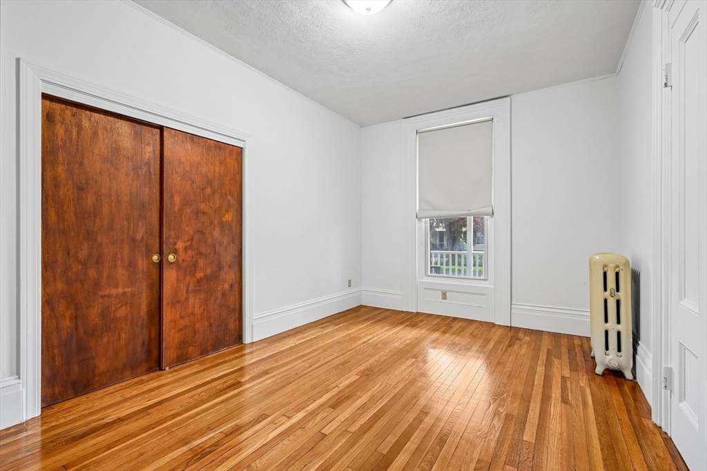 44 Warren Ave, Woburn, MA Photo #14
