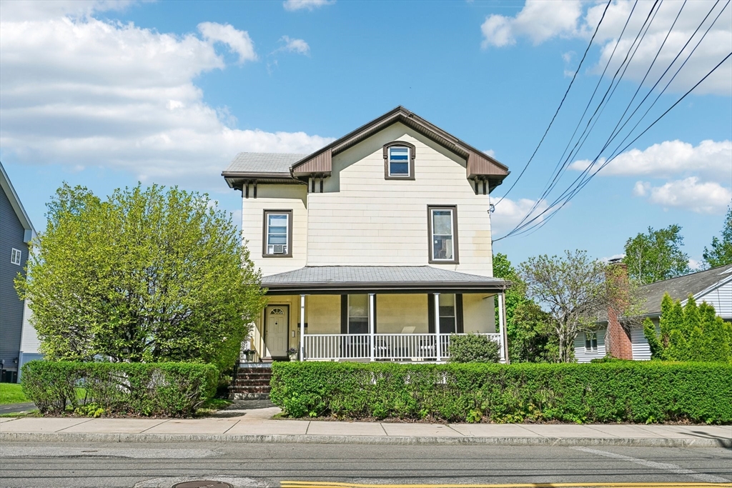 Photo of 44 Warren Ave, Woburn, MA
