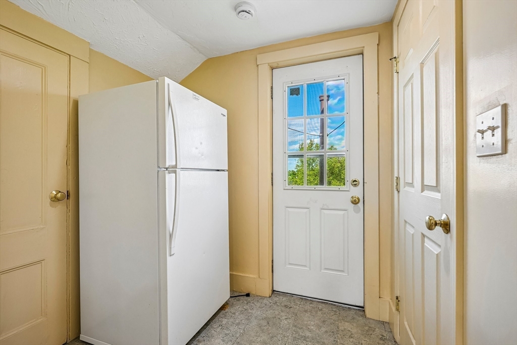 44 Warren Ave, Woburn, MA Photo #27