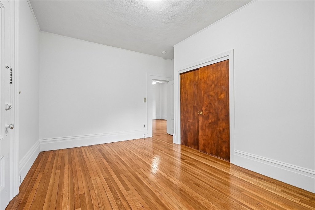 44 Warren Ave, Woburn, MA Photo #13