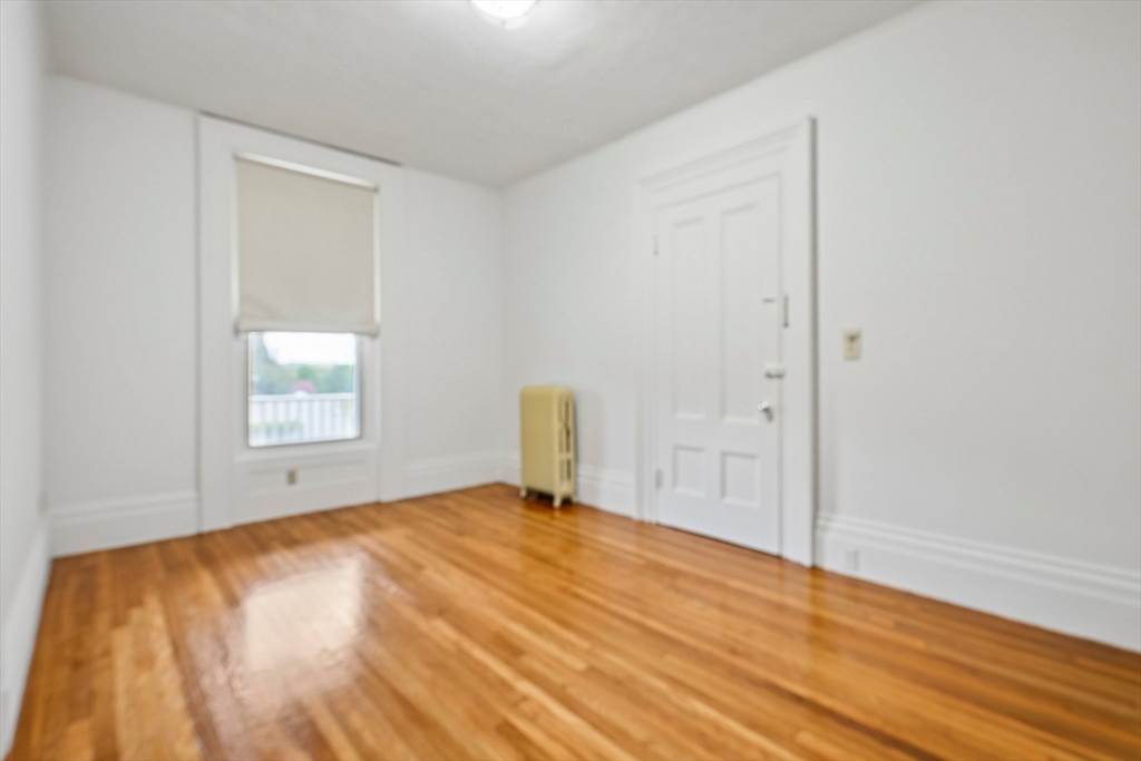 44 Warren Ave, Woburn, MA Photo #15