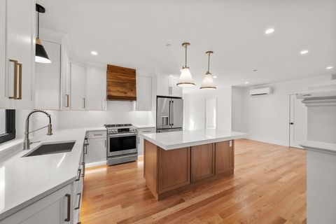 9 Sydney 301 Boston MA 02125