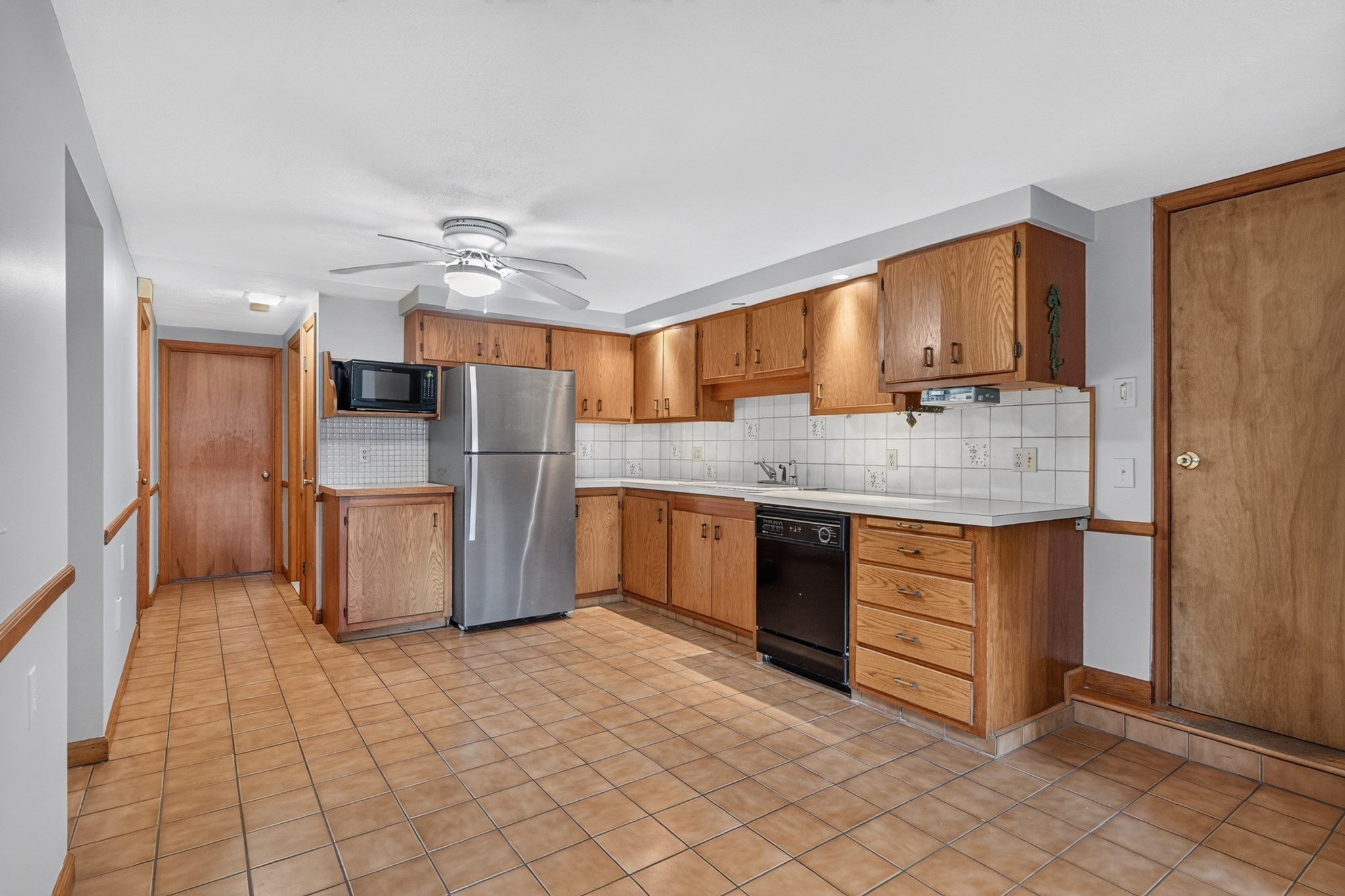 120 Homewood Ave, North Providence, RI, 120 Homewood Ave, North Providence, RI Photo #27