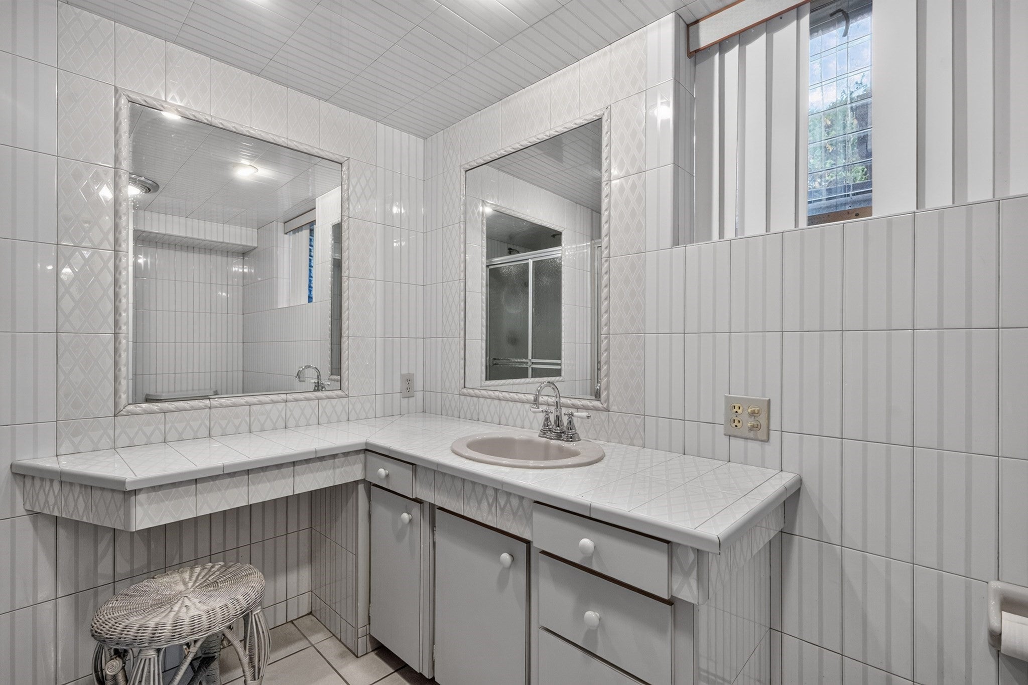 120 Homewood Ave, North Providence, RI, 120 Homewood Ave, North Providence, RI Photo #31