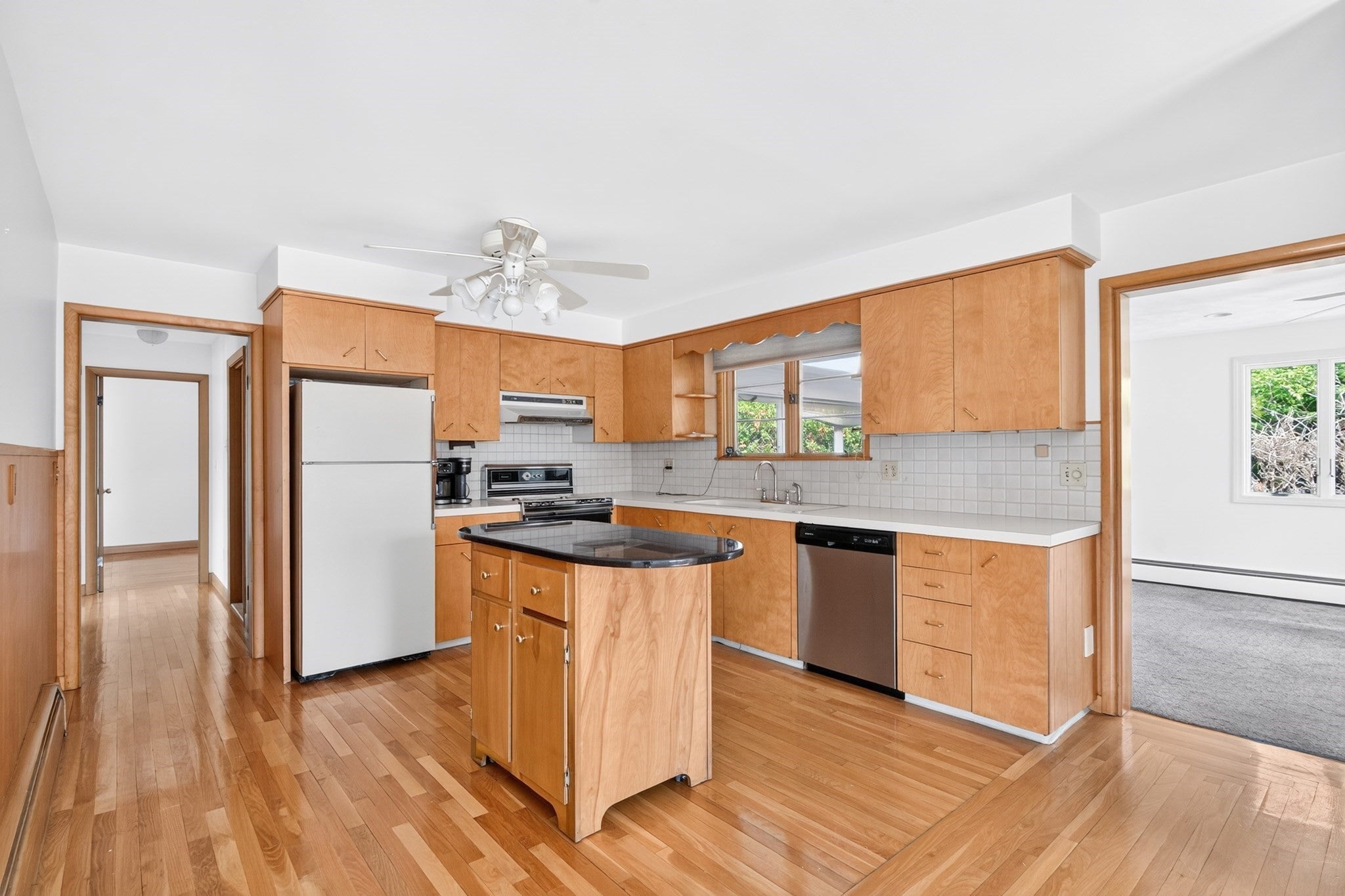 120 Homewood Ave, North Providence, RI, 120 Homewood Ave, North Providence, RI Photo #8