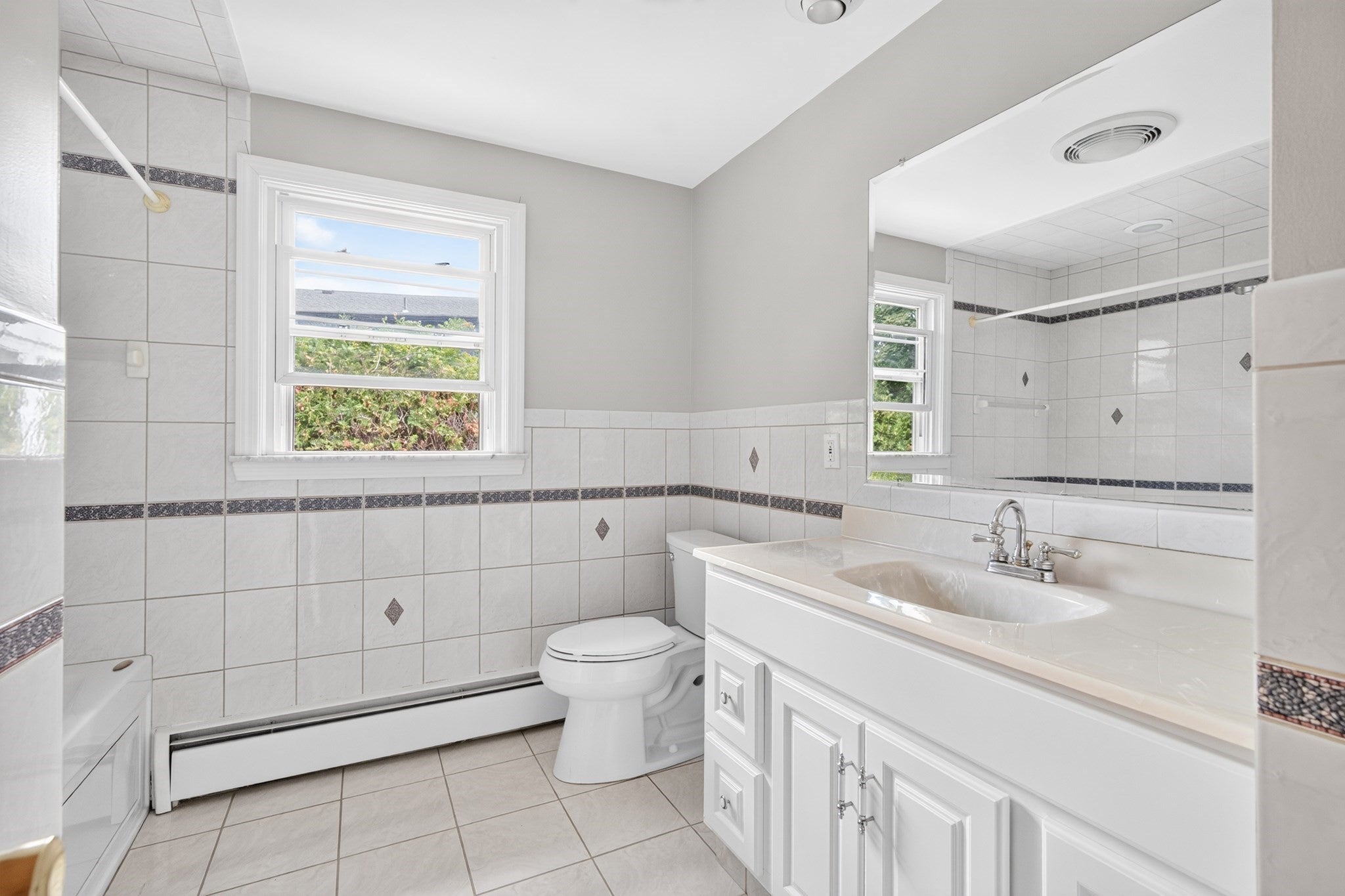 120 Homewood Ave, North Providence, RI, 120 Homewood Ave, North Providence, RI Photo #24