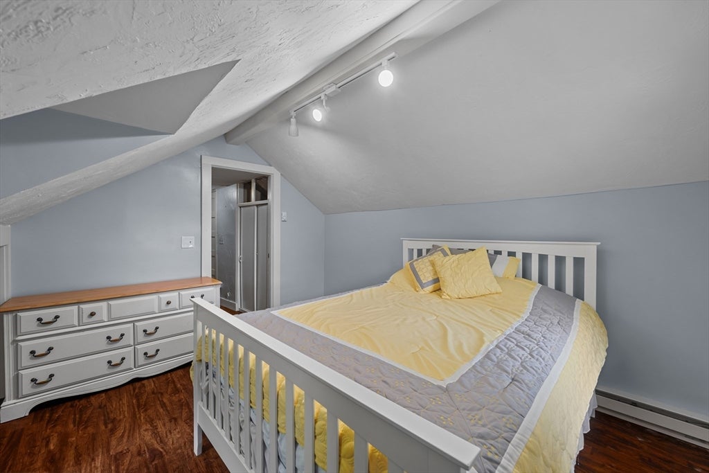 10 Tilbury St, Worcester, MA, 10 Tilbury St, Worcester, MA Photo #22