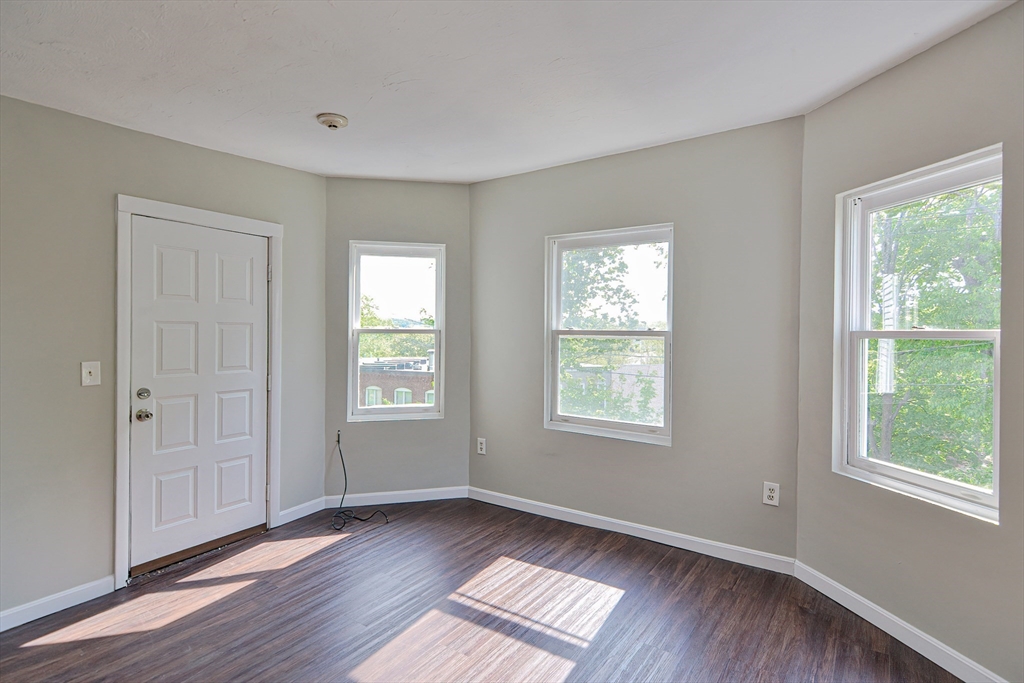 28 Prescott St, Leominster, MA, 28 Prescott St, Leominster, MA Photo #2