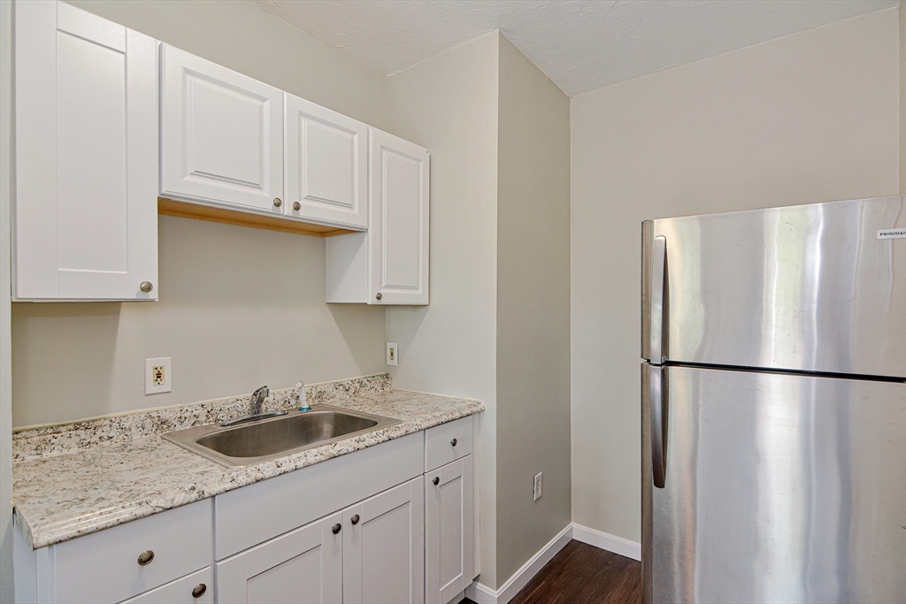 28 Prescott St, Leominster, MA, 28 Prescott St, Leominster, MA Photo #6