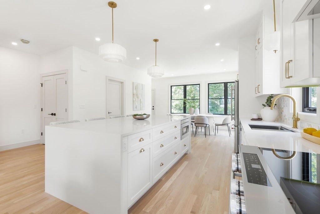 28 Howard St 1