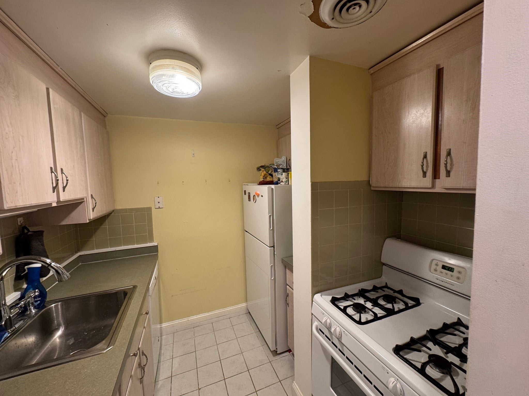 20 Stearns Rd #63, Brookline, MA, 20 Stearns Rd #63, Brookline, MA Photo #8