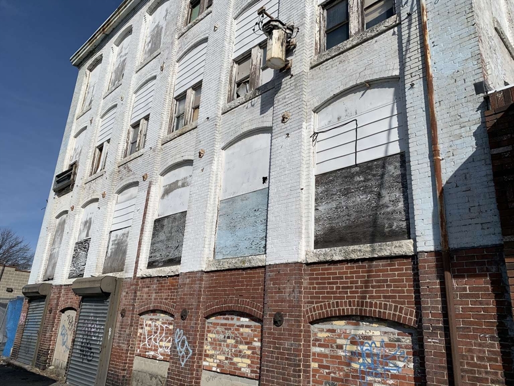 21 Oxford St