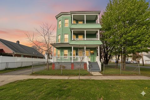 Photo of 744-746 Carew St, Springfield, MA 01104 (MLS # 73471863)