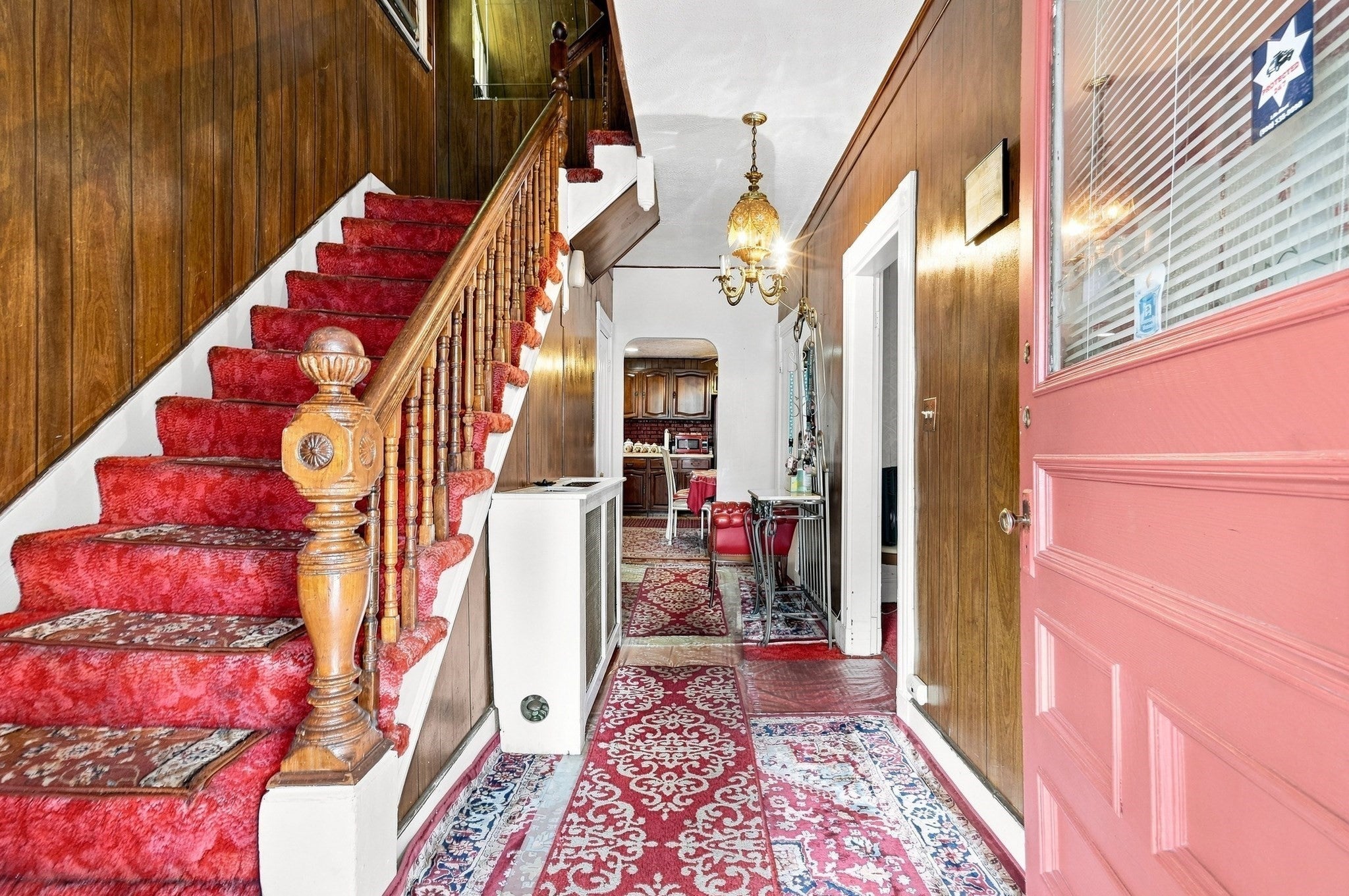 75 Woodrow Avenue