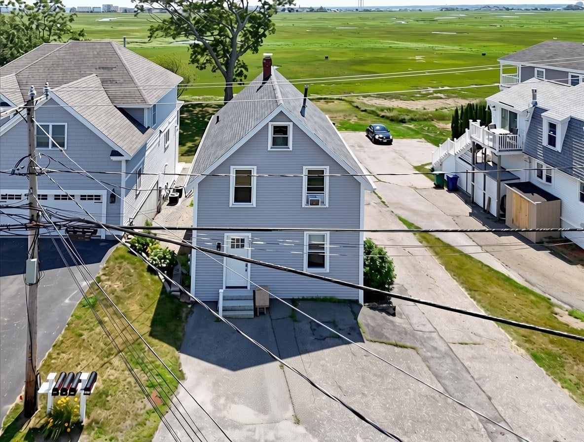 501 Winnacunnet Rd 1