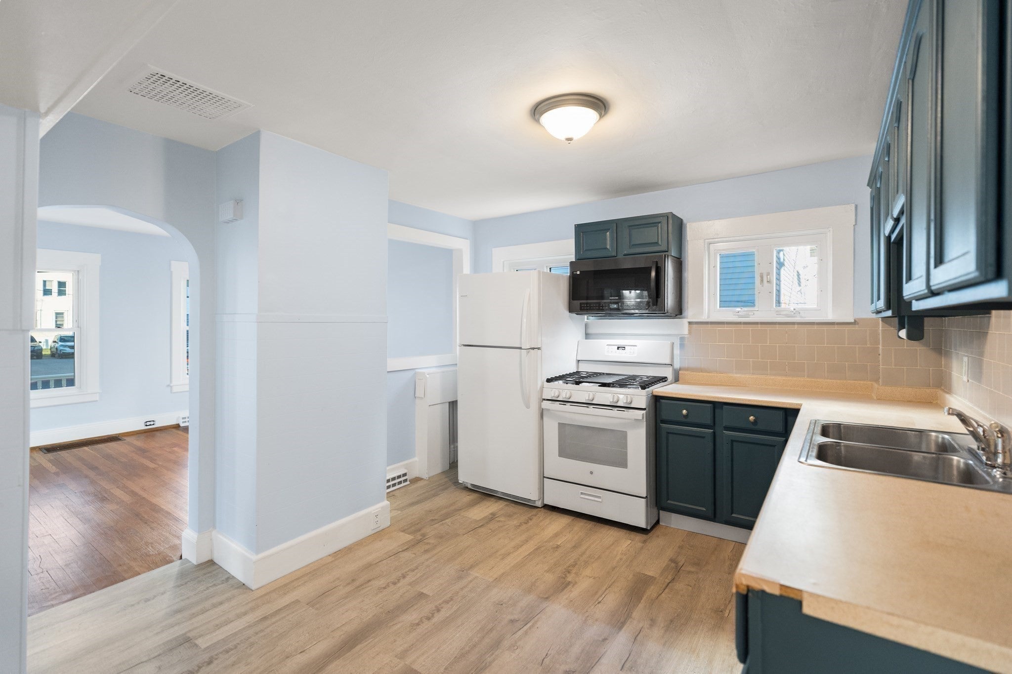 260 Phillips Ave, New Bedford, MA, 260 Phillips Ave, New Bedford, MA Photo #12