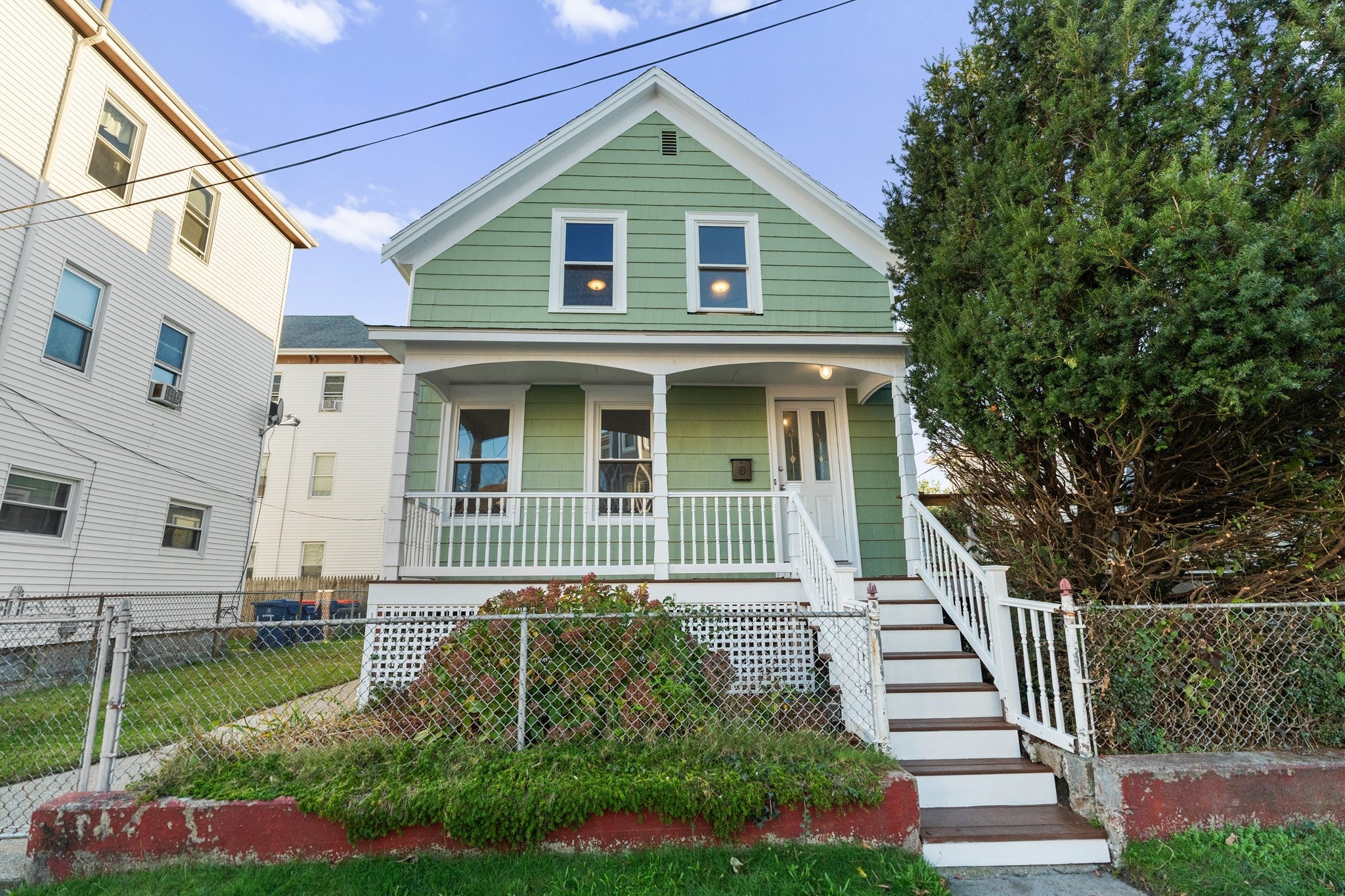 Photo of 260 Phillips Ave, New Bedford, MA