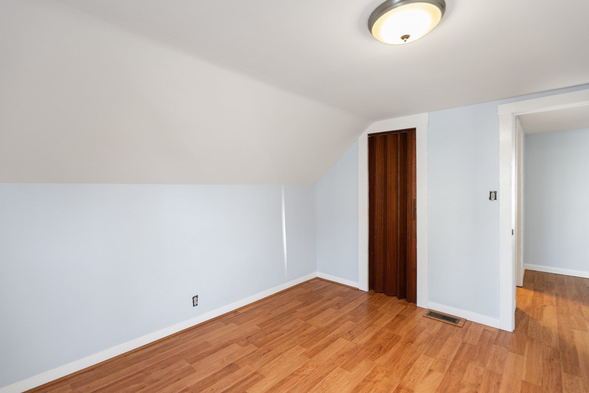 260 Phillips Ave, New Bedford, MA, 260 Phillips Ave, New Bedford, MA Photo #23