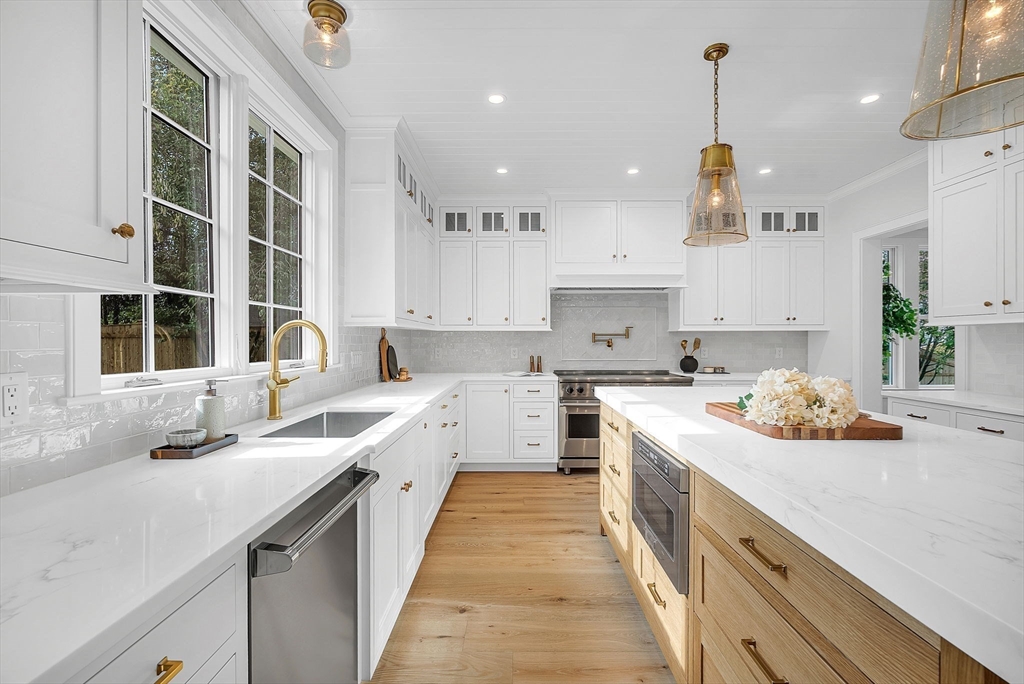 51 Boulder Brook Rd