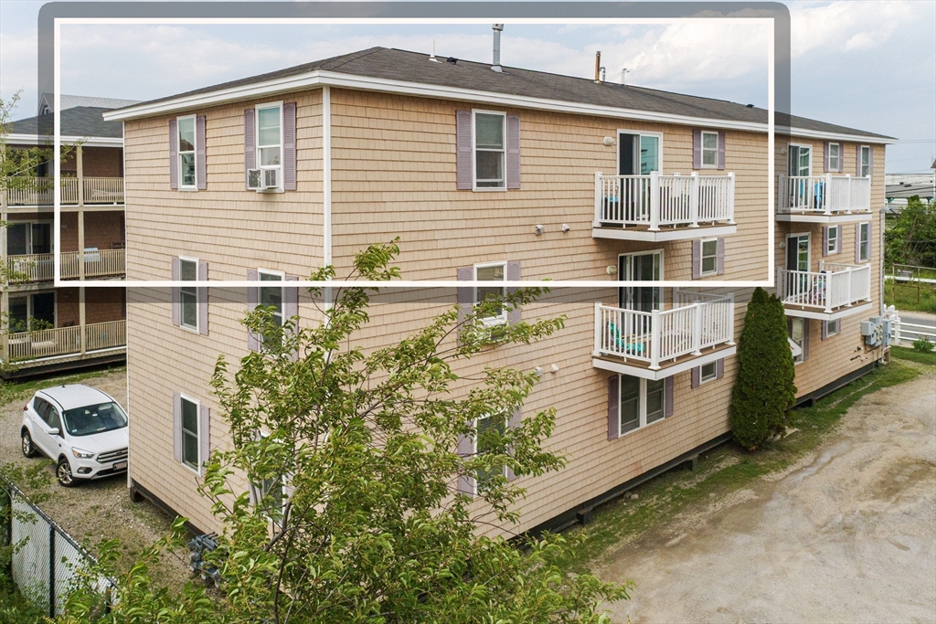 20 Cable Ave 11
