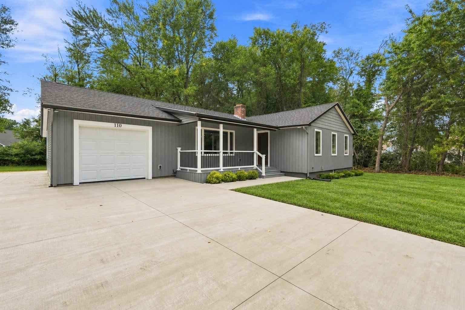 110 Mountain View St, South Hadley, MA Photo #1