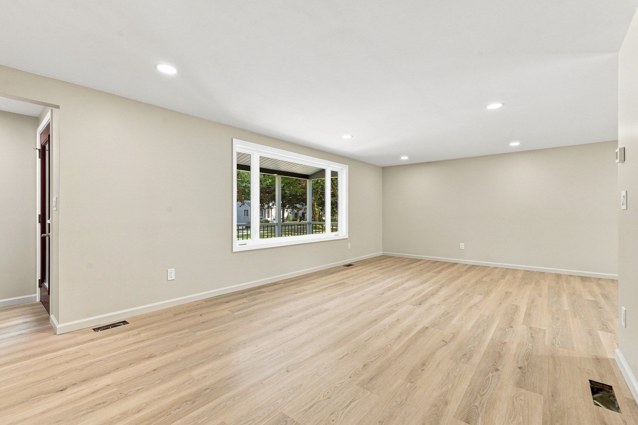 110 Mountain View St, South Hadley, MA Photo #9