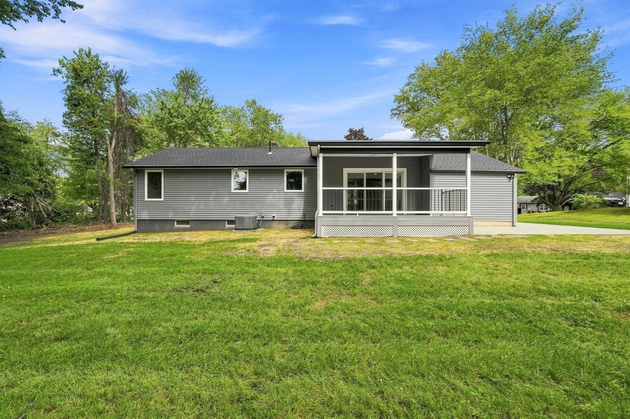 110 Mountain View St, South Hadley, MA Photo #38