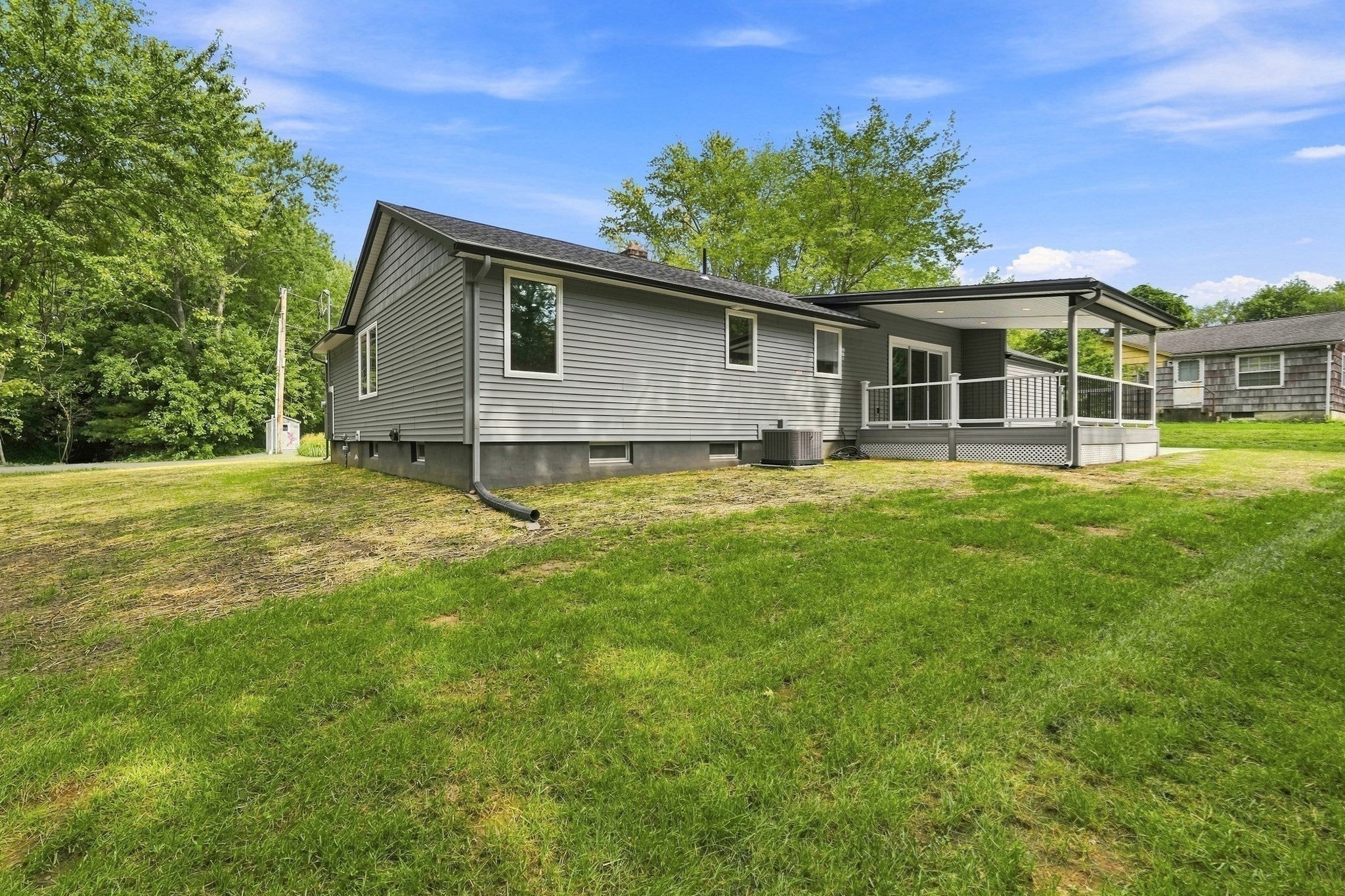 110 Mountain View St, South Hadley, MA Photo #39